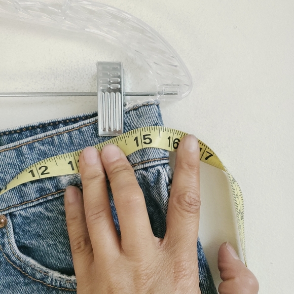 Revice Size 29 Light Wash Distressed Cut Off Denim Light Blue Short Shorts - Picture 5 of 7